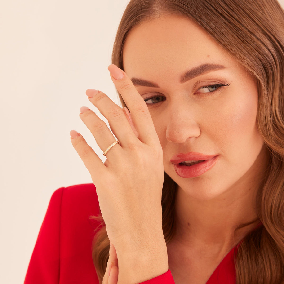 2mm İnce Zirkon Taşlı Minimal Altın Alyans