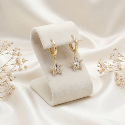 Pavé Taşlı Yıldız Charm Altın Küpe