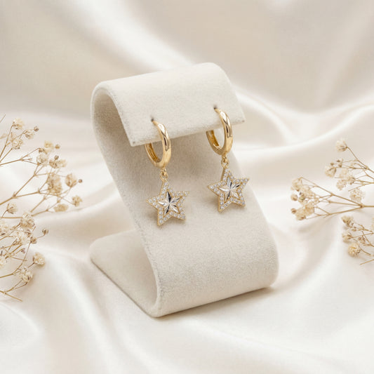 Pavé Taşlı Yıldız Charm Altın Küpe
